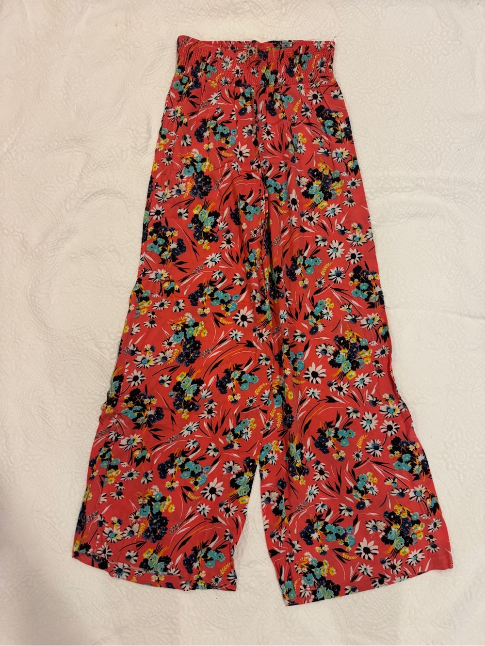 LโAmour XS Flowy Floral Pants